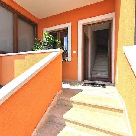 Affittacamere Lamanova 3*