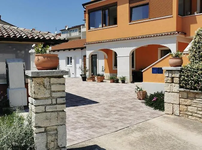 ゲストハウス Lamanova